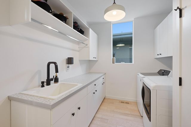 20640 Cougar Peak Drive, Bend, OR 97702