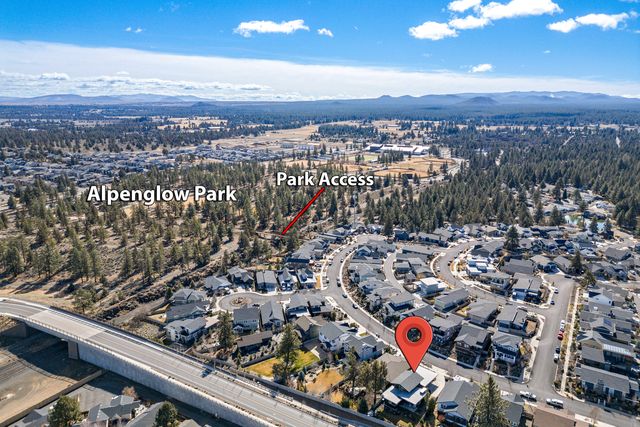 20640 Cougar Peak Drive, Bend, OR 97702
