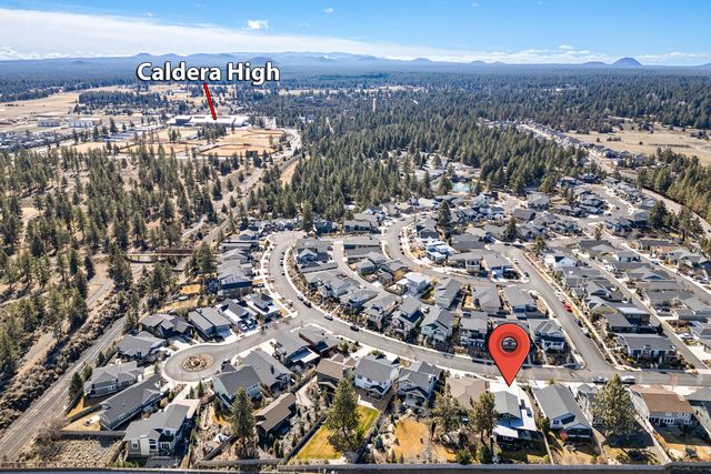 20640 Cougar Peak Drive, Bend, OR 97702