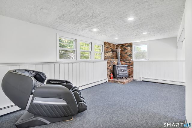 3 Laurel Avenue, Derby, CT 06418