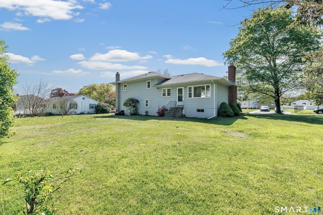 3 Laurel Avenue, Derby, CT 06418