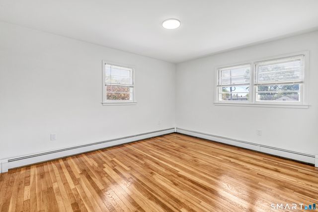 3 Laurel Avenue, Derby, CT 06418