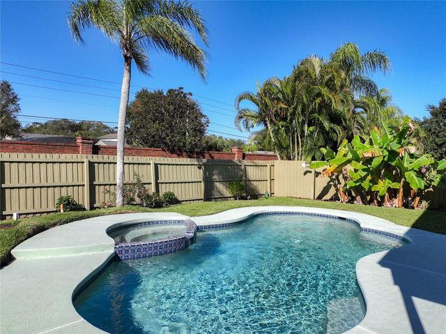 1816 MEADOWGOLD LANE, Winter Park, FL 32792