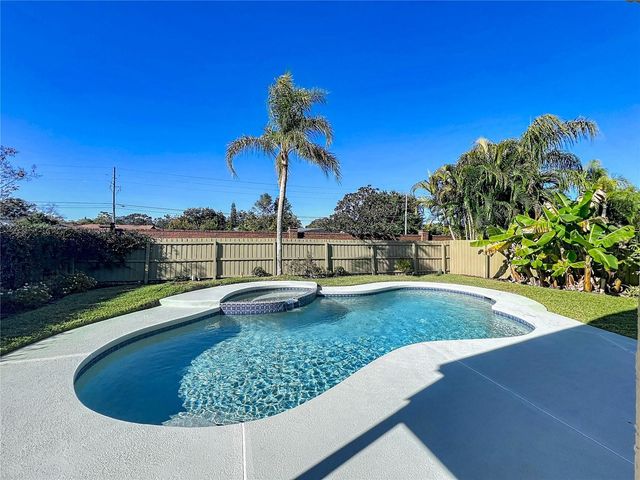 1816 MEADOWGOLD LANE, Winter Park, FL 32792