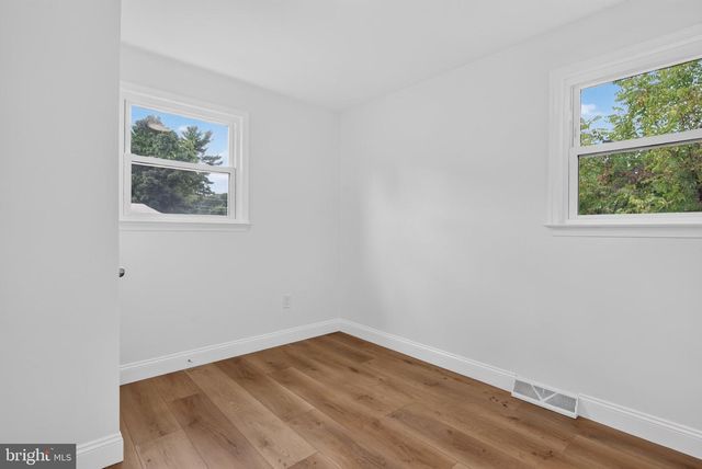 317 N GRAND AVE, National Park, NJ 08063