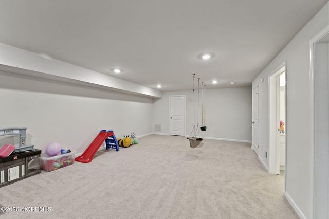 14 Barnegat Lane, Jackson, NJ 08527
