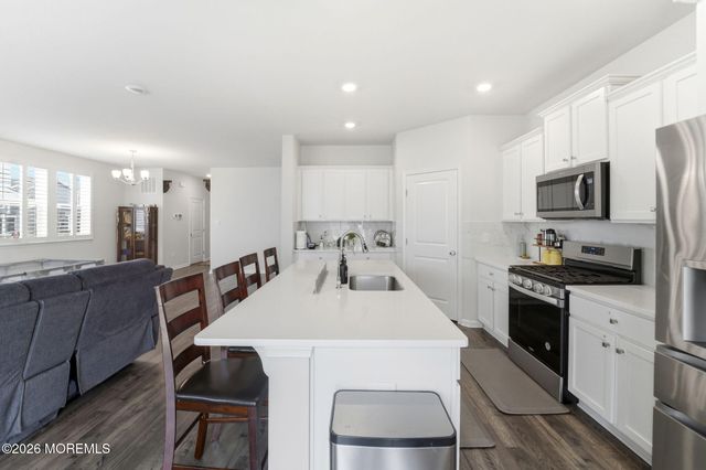 14 Barnegat Lane, Jackson, NJ 08527
