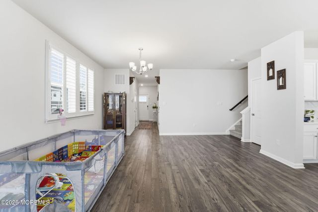 14 Barnegat Lane, Jackson, NJ 08527