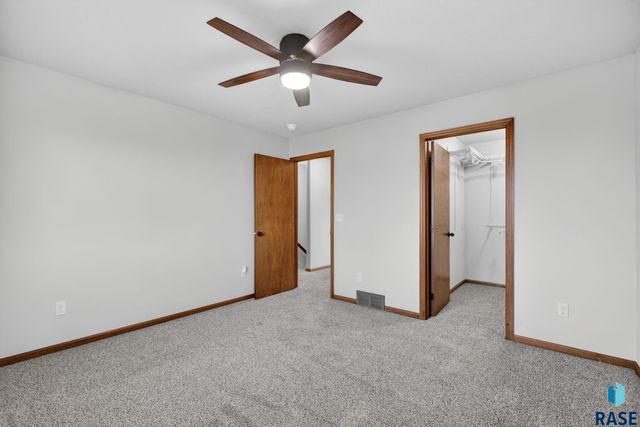 2800 E Madison St Street 1-4, Sioux Falls, SD 57103