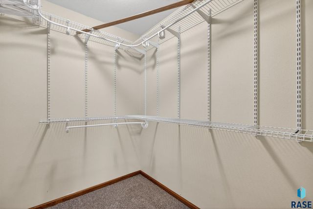 2800 E Madison St Street 1-4, Sioux Falls, SD 57103