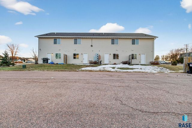 2800 E Madison St Street 1-4, Sioux Falls, SD 57103