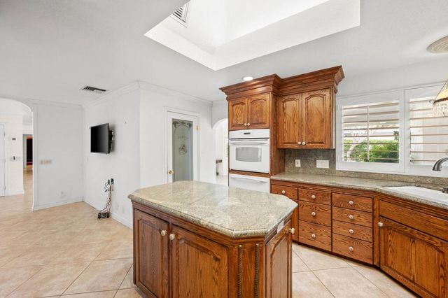 48825 Ave Anselmo, La Quinta, CA 92253