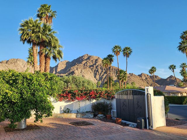 48825 Ave Anselmo, La Quinta, CA 92253