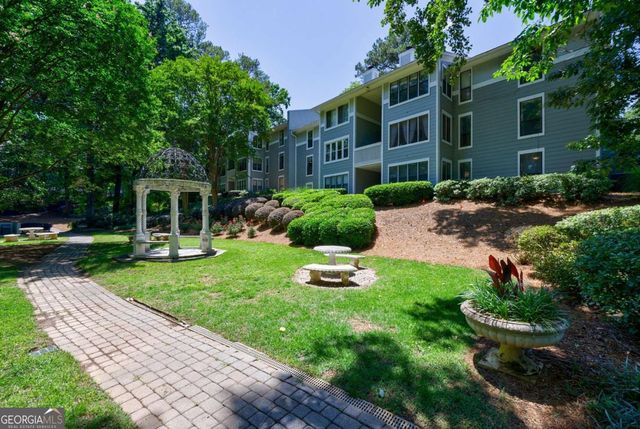 215 Summit North Drive NE, Atlanta, GA 30324