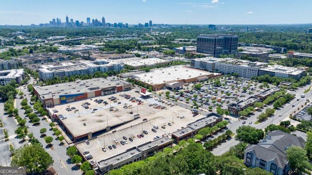 215 Summit North Drive NE, Atlanta, GA 30324