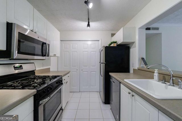 215 Summit North Drive NE, Atlanta, GA 30324