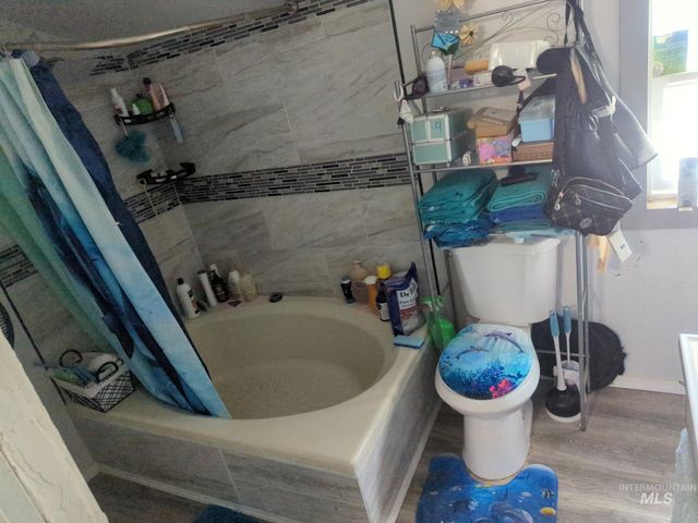 820 Meadows Dr, Twin Falls, ID 83301