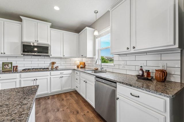 4647 Copper Ridge Drive, Woodbury, MN 55129