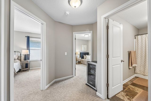 4647 Copper Ridge Drive, Woodbury, MN 55129
