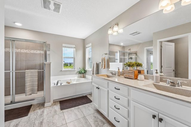 4647 Copper Ridge Drive, Woodbury, MN 55129