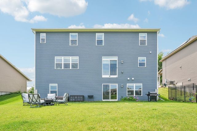 4647 Copper Ridge Drive, Woodbury, MN 55129