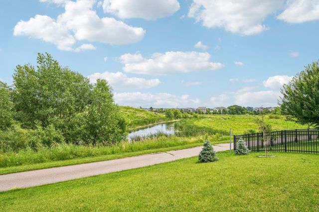 4647 Copper Ridge Drive, Woodbury, MN 55129