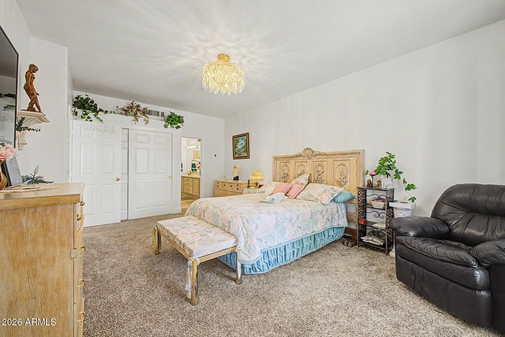 Image 23 of property listing at 1700 E LAKESIDE Drive 63, Gilbert, AZ 85234