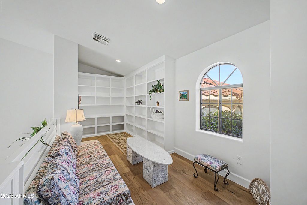 Image 37 of property listing at 1700 E LAKESIDE Drive 63, Gilbert, AZ 85234