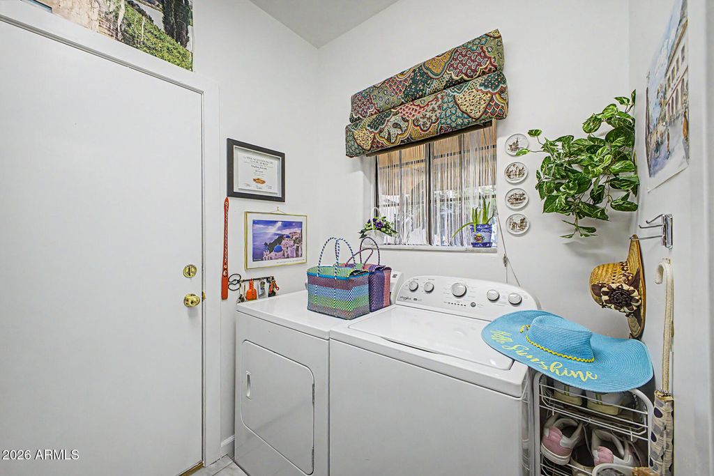 Image 39 of property listing at 1700 E LAKESIDE Drive 63, Gilbert, AZ 85234