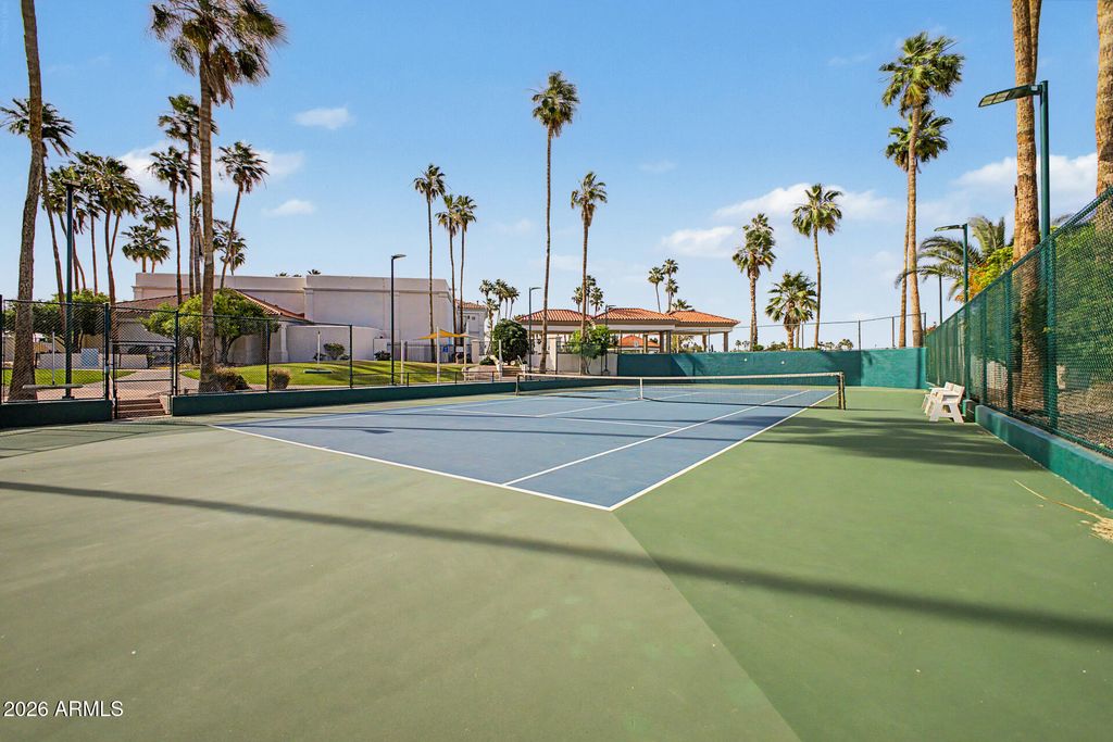 Image 48 of property listing at 1700 E LAKESIDE Drive 63, Gilbert, AZ 85234