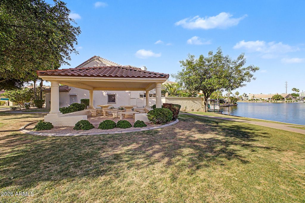 Image 52 of property listing at 1700 E LAKESIDE Drive 63, Gilbert, AZ 85234