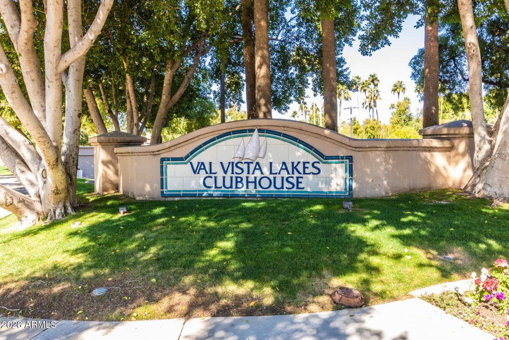 Image 53 of property listing at 1700 E LAKESIDE Drive 63, Gilbert, AZ 85234