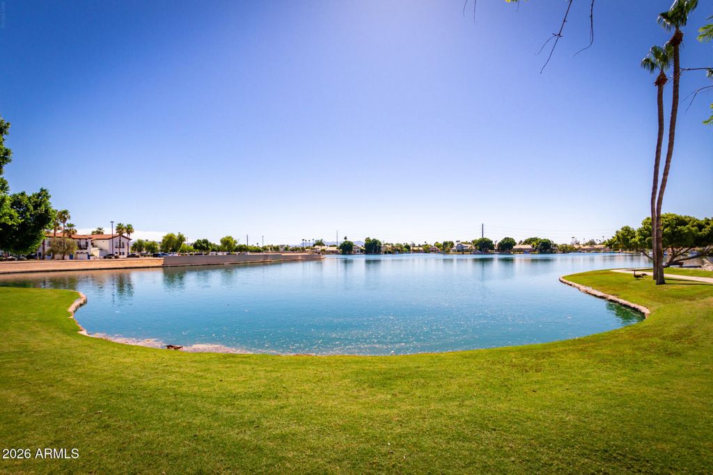 Image 62 of property listing at 1700 E LAKESIDE Drive 63, Gilbert, AZ 85234