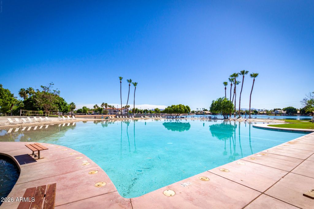 Image 64 of property listing at 1700 E LAKESIDE Drive 63, Gilbert, AZ 85234