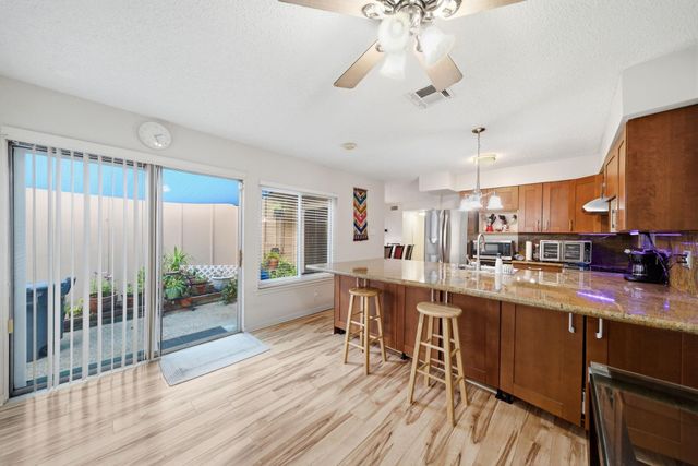 11517 Village Place Drive 152, Houston, TX 77077