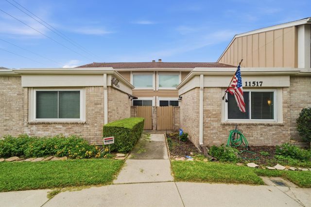 11517 Village Place Drive 152, Houston, TX 77077