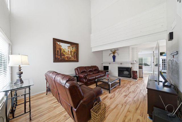 11517 Village Place Drive 152, Houston, TX 77077