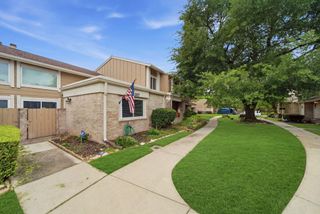 11517 Village Place Drive 152, Houston, TX 77077