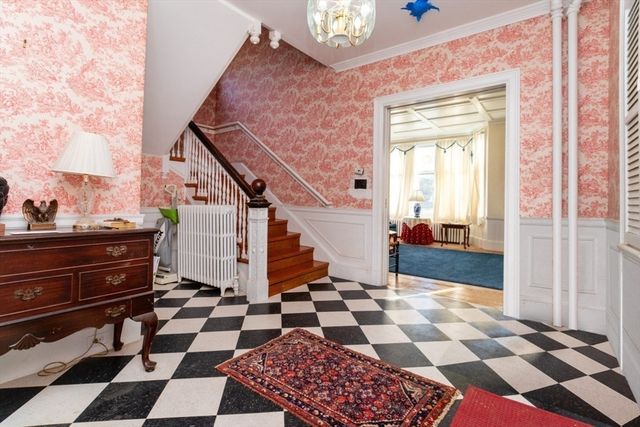 28 Melville Ave, Boston, MA 02124