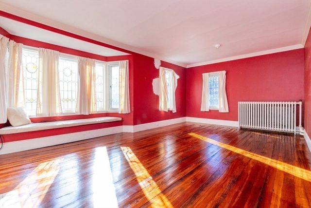 28 Melville Ave, Boston, MA 02124