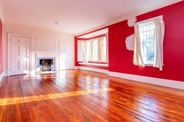 28 Melville Ave, Boston, MA 02124