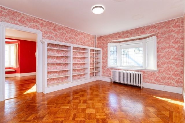 28 Melville Ave, Boston, MA 02124