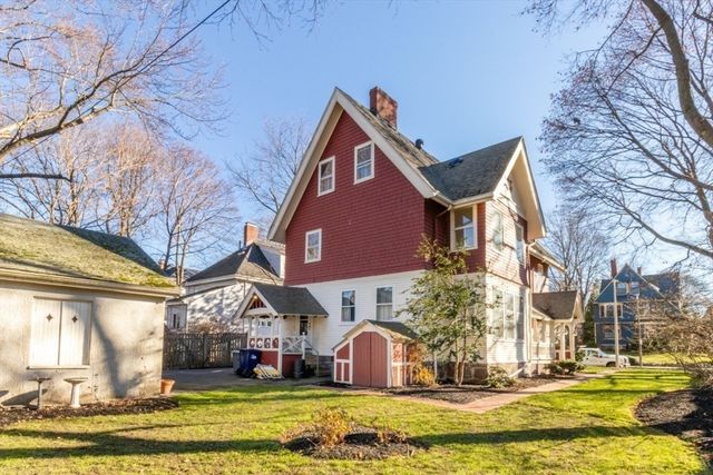 28 Melville Ave, Boston, MA 02124