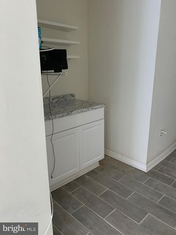 1502 E PASSYUNK AVE, Philadelphia, PA 19147