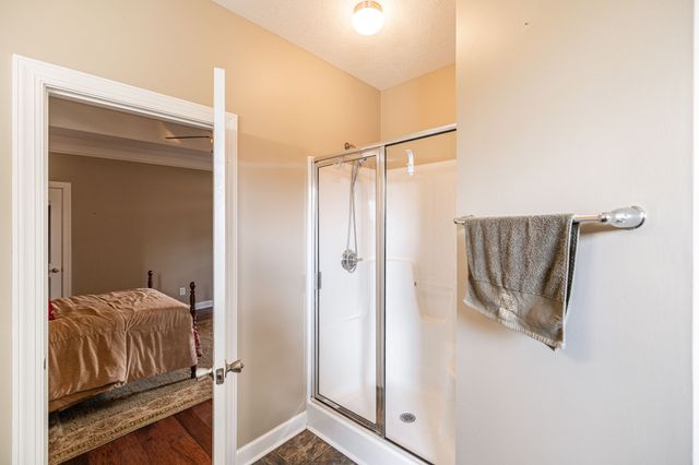 1098 Paddock Park Cir, Gallatin, TN 37066