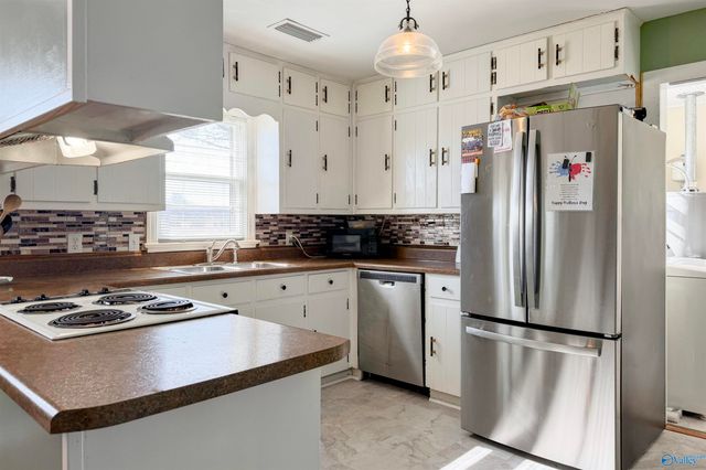 763 Highway 55 W, Falkville, AL 35622