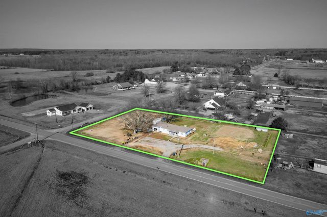 763 Highway 55 W, Falkville, AL 35622