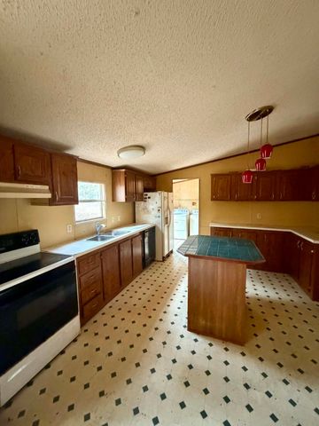 252 Jeanne Lane, Stonewall, LA 71078