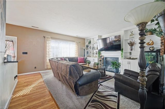 6406 Aberdeen PL, Suffolk, VA 23435