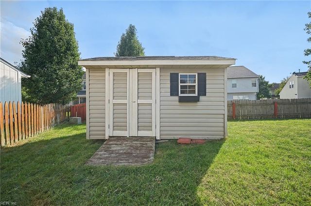 6406 Aberdeen PL, Suffolk, VA 23435